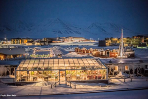 Mary-Ann's Polarrigg Longyearbyen
